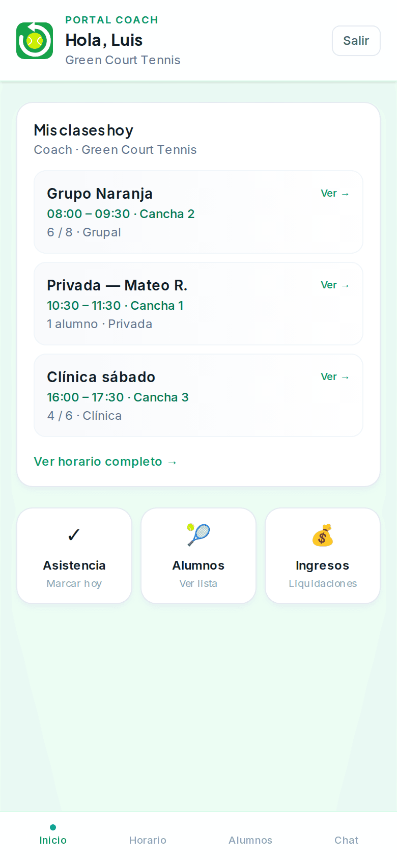 Portal coach CoachLoop en móvil con clases del día y acciones rápidas