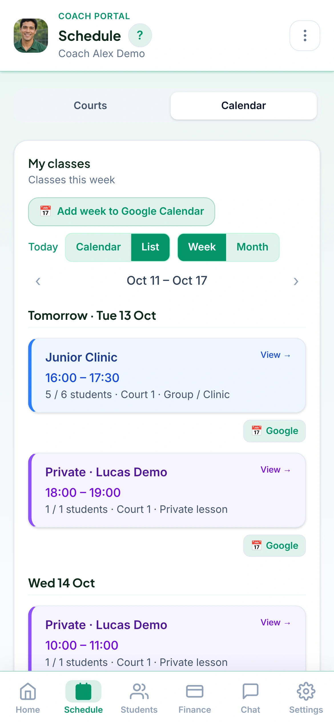 Portal coach CoachLoop en móvil con clases del día y acciones rápidas